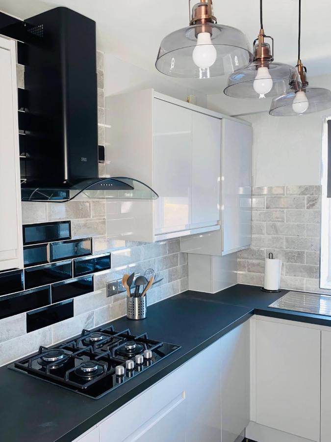 Bright, Spacious, Modern Interior Decor 2 Bedrooms Apartment With Amazing Views London Exterior foto