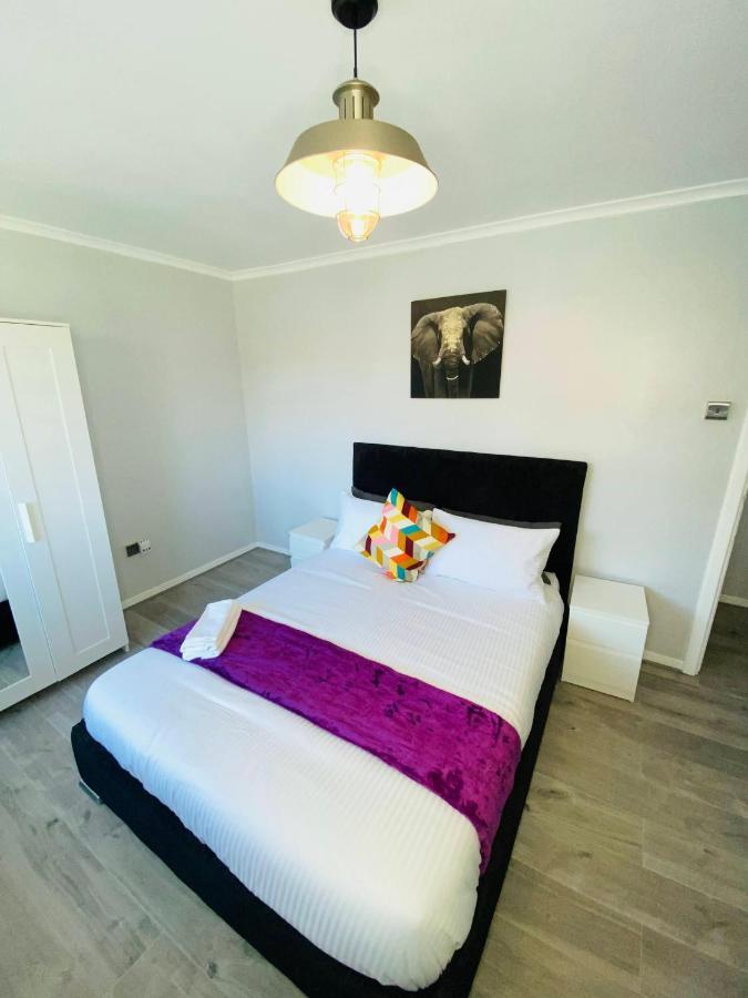 Bright, Spacious, Modern Interior Decor 2 Bedrooms Apartment With Amazing Views London Exterior foto